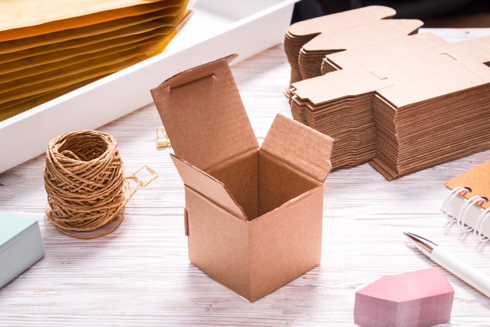 A simple, a one-color printed kraft paper box, showcasing cheap packaging options.