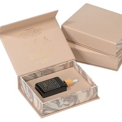 Perfume magnetic box with custom insert